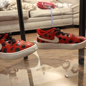 Girls 9C/10C Nike shoes